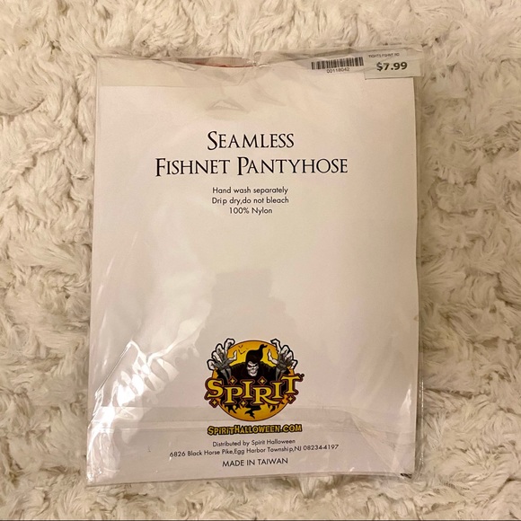 NWT Red Seamless Fishnet Pantyhose - Picture 4 of 4